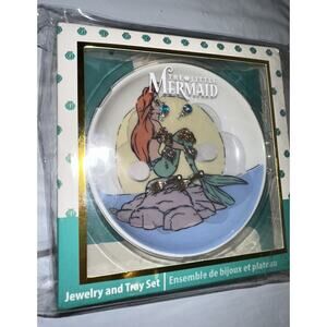 Disney The Little Mermaid Ariel Set W/Stud Earrings Dingle Hopper Jewelry Tray